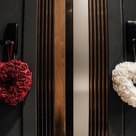 Four Sisters Luxury Rooms In Siauliai 外观 照片