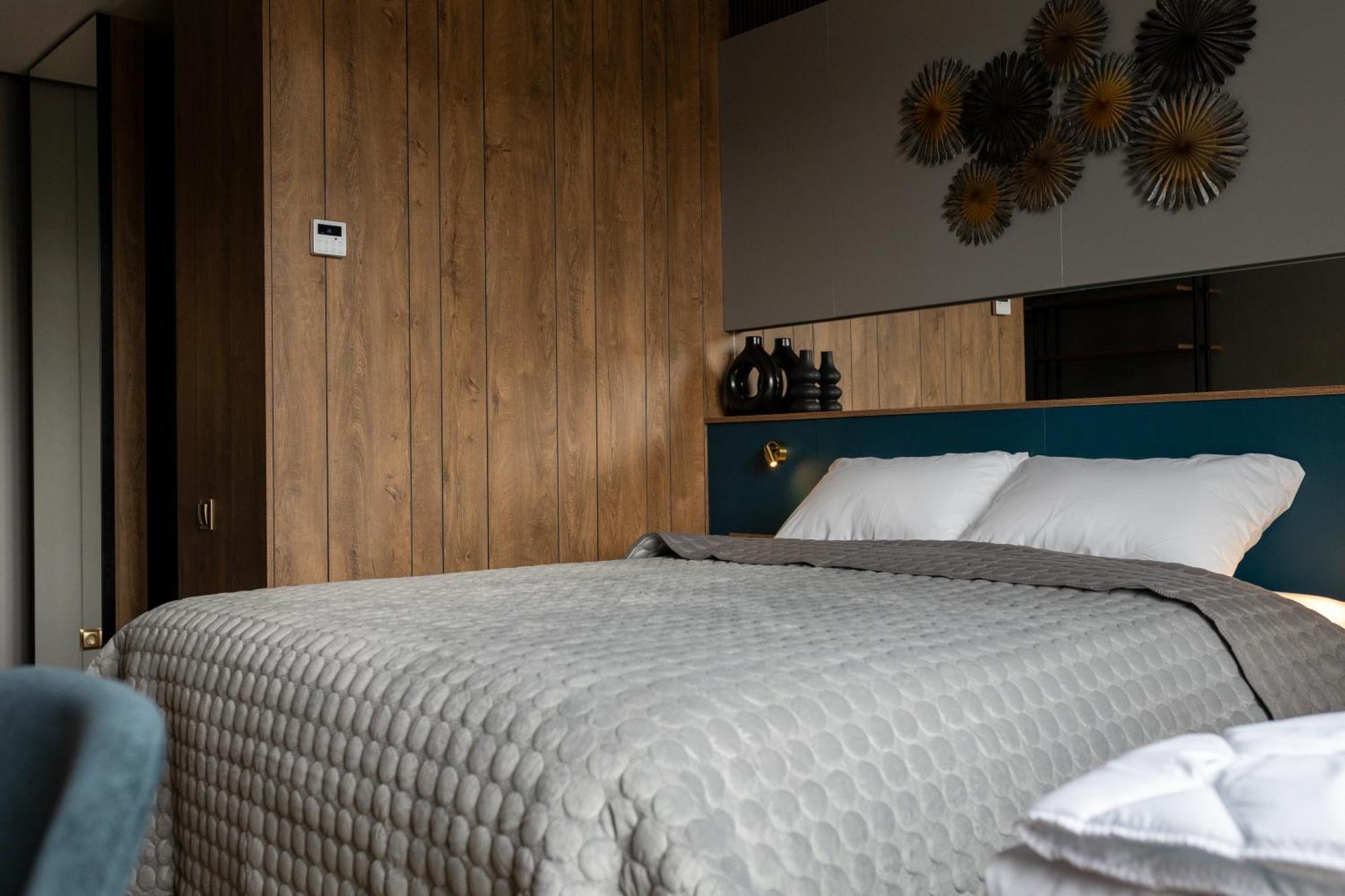 Four Sisters Luxury Rooms In Siauliai 外观 照片