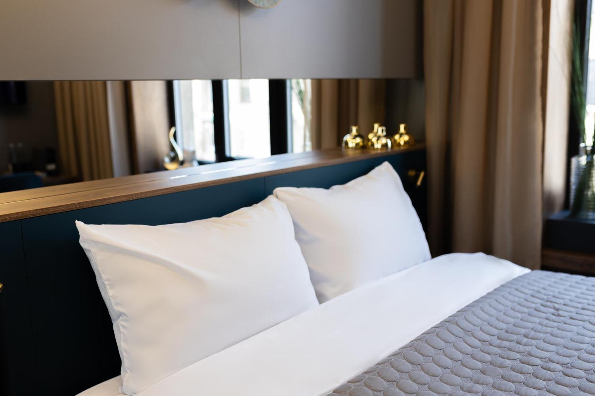 Four Sisters Luxury Rooms In Siauliai 外观 照片